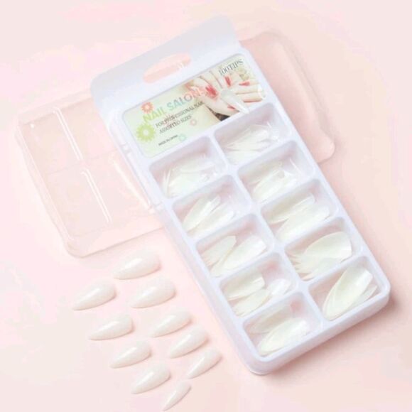 Nails and sticker glow in the dark bundle - Picture 1 of 3